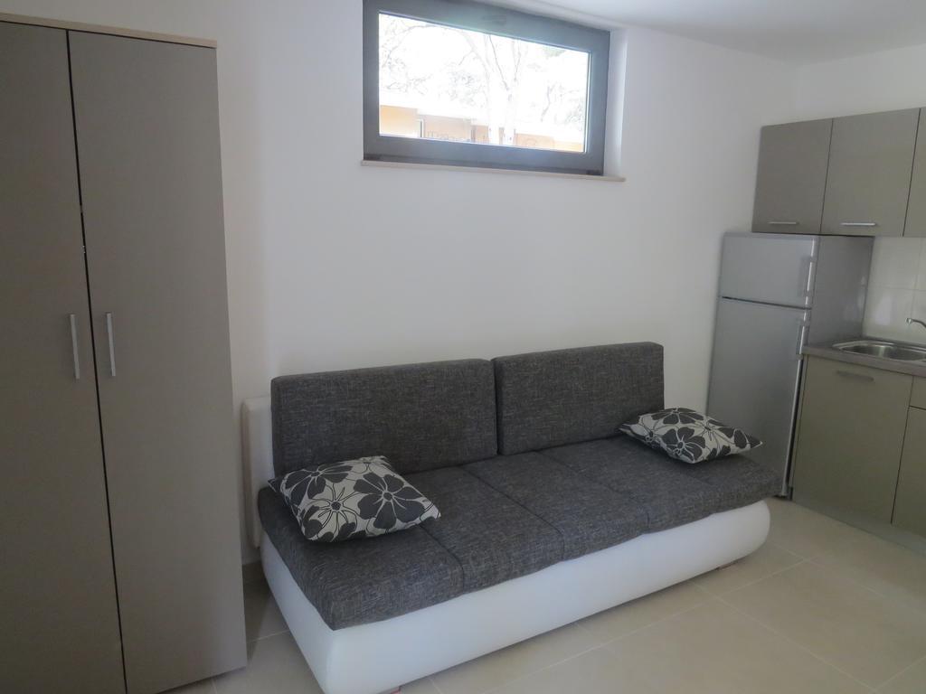 Camping Mia Bungalow & Mobile Home Биоград-на-Мору Номер фото