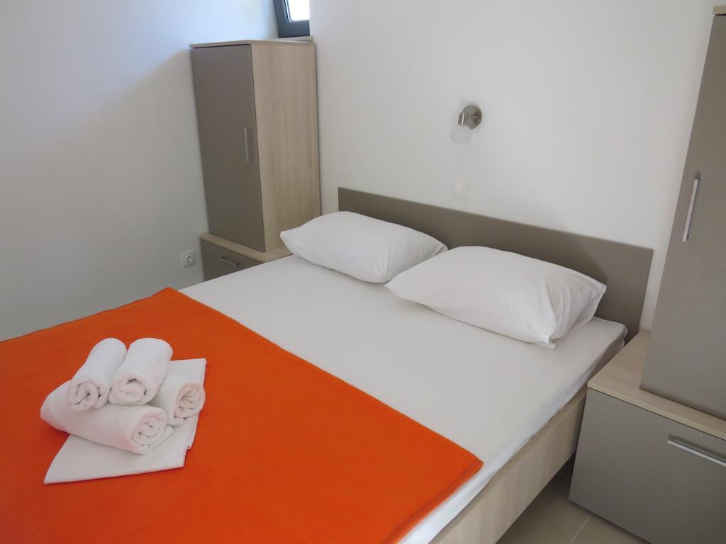 Camping Mia Bungalow & Mobile Home Биоград-на-Мору Номер фото